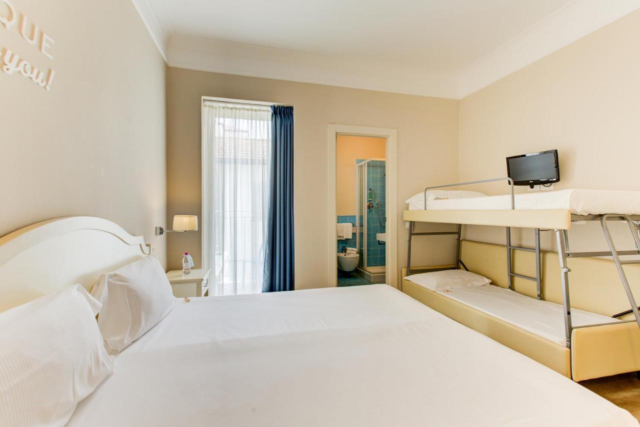 Beyou Hotel Villa Rosa Ричоне Екстериор снимка