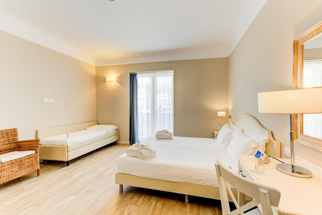Beyou Hotel Villa Rosa Ричоне Екстериор снимка