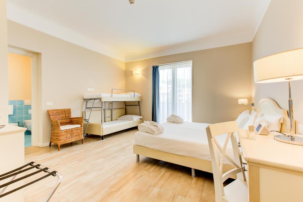 Beyou Hotel Villa Rosa Ричоне Екстериор снимка
